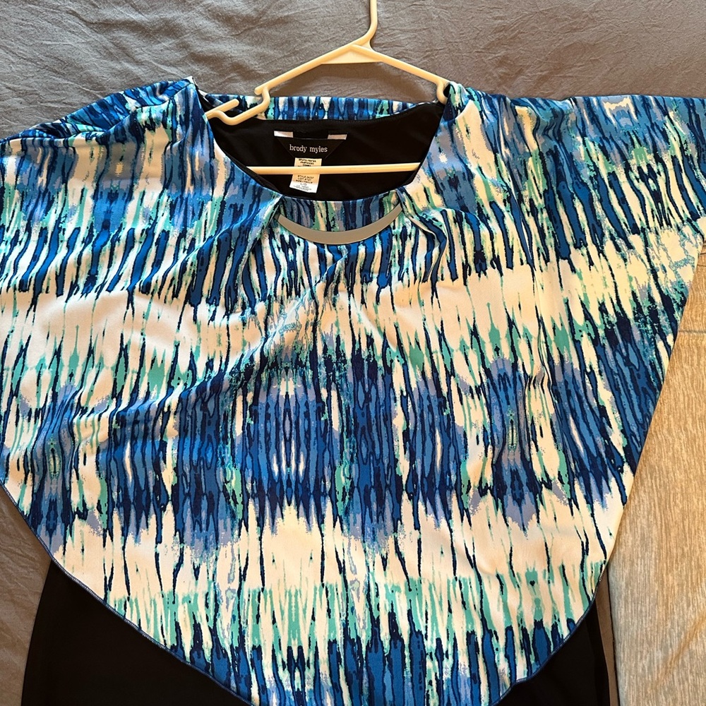 Women’s dress blouse